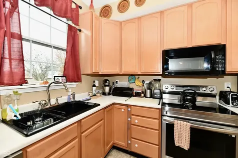 5862 Columbia Circle Greenwood IN 46142