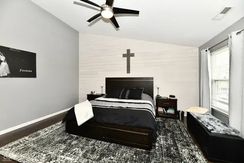 5862 Columbia Circle Greenwood IN 46142