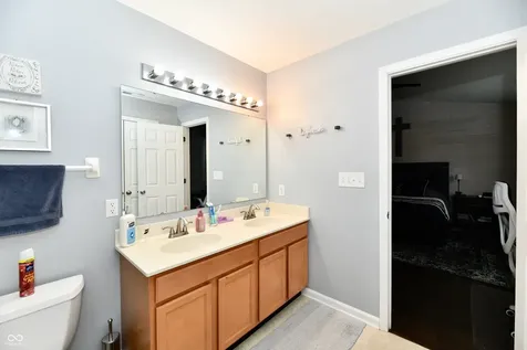 5862 Columbia Circle Greenwood IN 46142