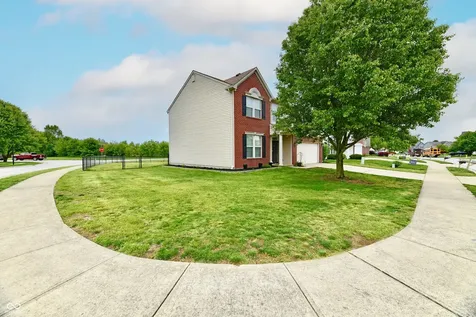 5862 Columbia Circle Greenwood IN 46142