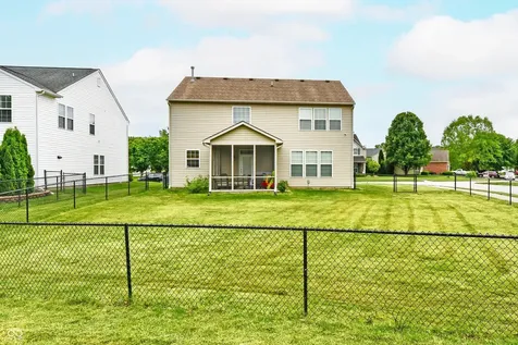 5862 Columbia Circle Greenwood IN 46142
