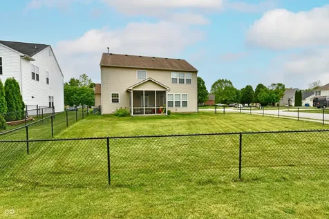 5862 Columbia Circle Greenwood IN 46142