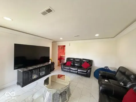 611 Hardin Boulevard Indianapolis IN 46241