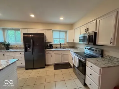611 Hardin Boulevard Indianapolis IN 46241