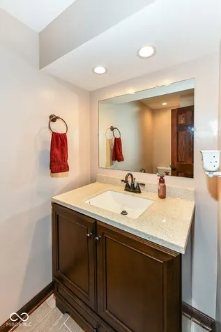 7011 Wildridge Drive Indianapolis IN 46256