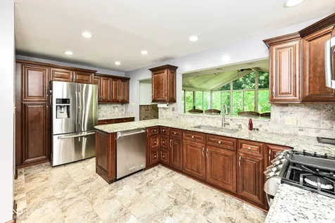 7011 Wildridge Drive Indianapolis IN 46256