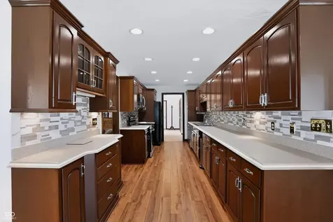 2088 Golfview Court Greenwood IN 46143