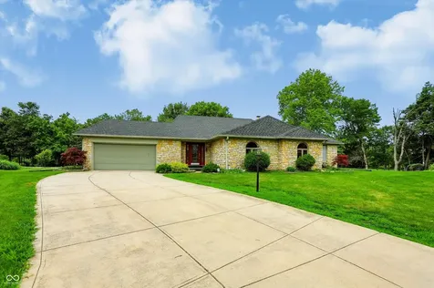 2088 Golfview Court Greenwood IN 46143