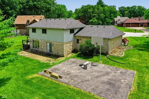 2088 Golfview Court Greenwood IN 46143