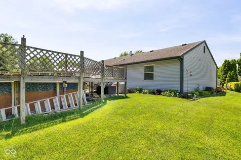 3153 Shellbark Indianapolis IN 46235