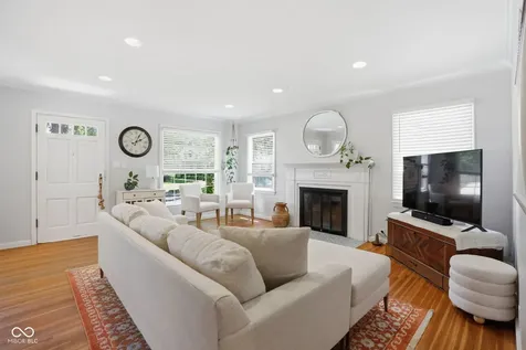 5824 Kingsley Drive Indianapolis IN 46220