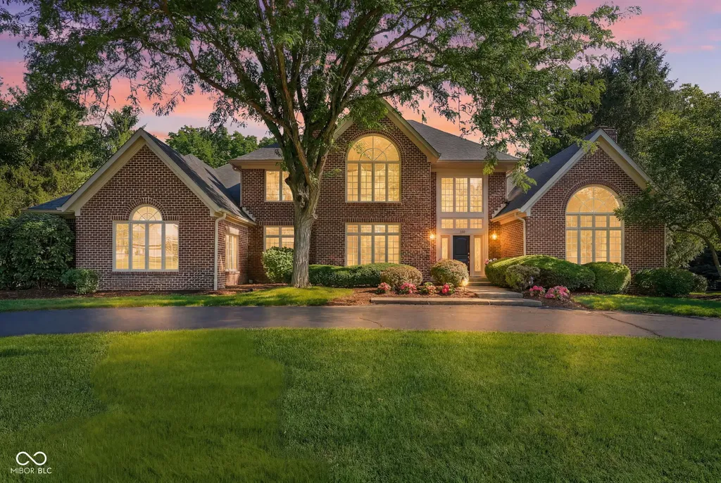 824 Wedgewood Lane Carmel IN 46033
