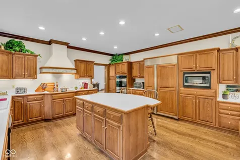 824 Wedgewood Lane Carmel IN 46033