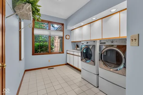 824 Wedgewood Lane Carmel IN 46033