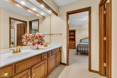 824 Wedgewood Lane Carmel IN 46033