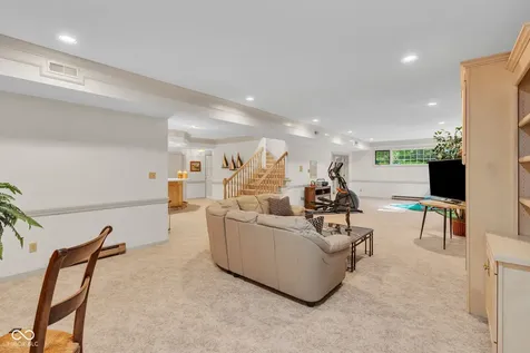 824 Wedgewood Lane Carmel IN 46033