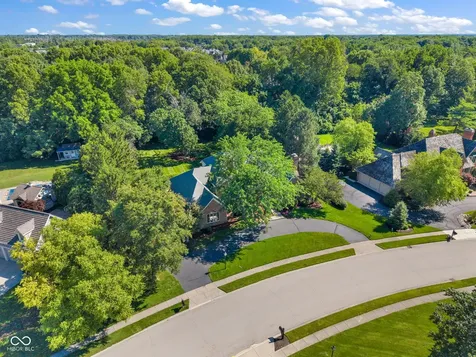 824 Wedgewood Lane Carmel IN 46033