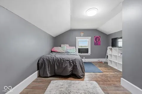543 4th Street Shelbyville IN 46176