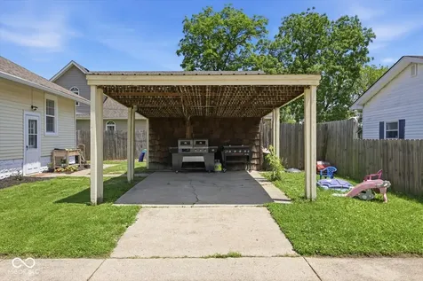 543 4th Street Shelbyville IN 46176