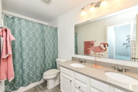 15633 Wellsprings Place Fishers IN 46037