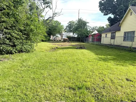 915 Eugene Street Indianapolis IN 46208