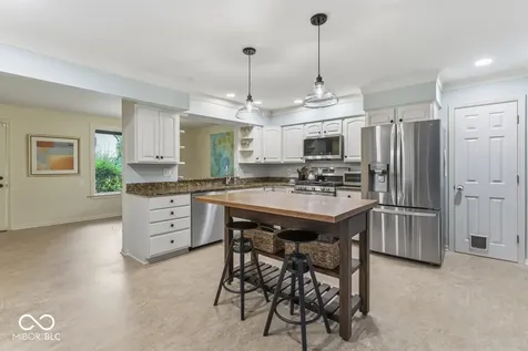 5261 Olympia Drive Indianapolis IN 46228