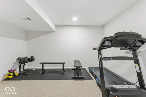 5261 Olympia Drive Indianapolis IN 46228