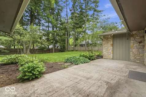 5261 Olympia Drive Indianapolis IN 46228