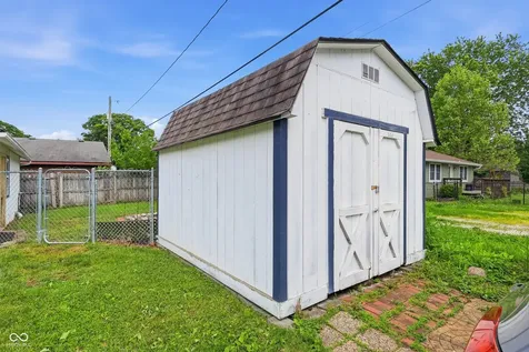 124 Hiawatha Drive Noblesville IN 46062