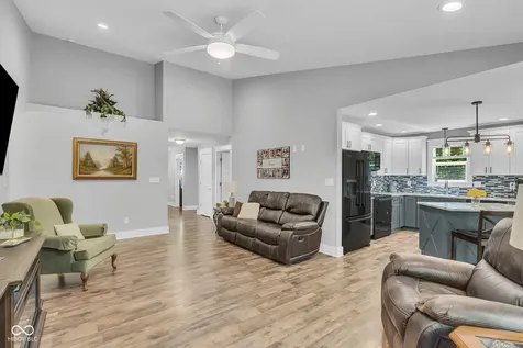 30 Lincoln Hills Coatesville IN 46121