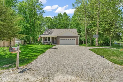 30 Lincoln Hills Coatesville IN 46121