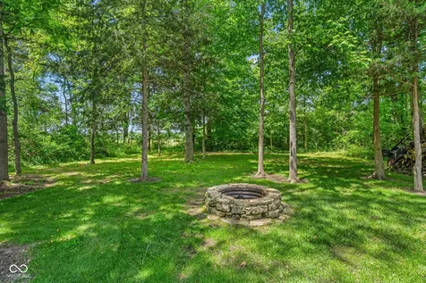 30 Lincoln Hills Coatesville IN 46121