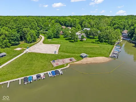 30 Lincoln Hills Coatesville IN 46121