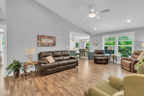 30 Lincoln Hills Coatesville IN 46121
