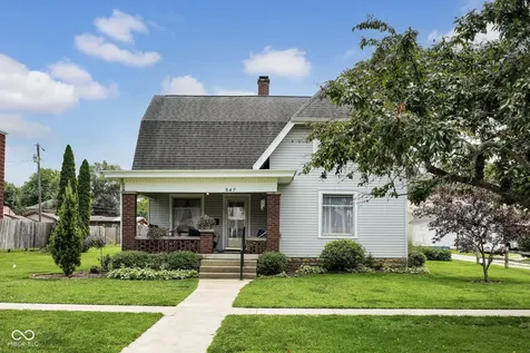 247 W Mechanic Street Bloomfield IN 47424