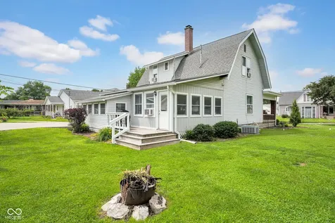 247 W Mechanic Street Bloomfield IN 47424