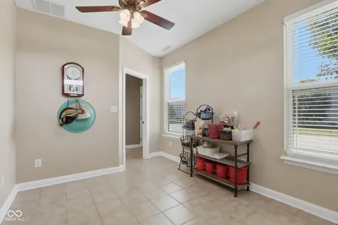 5122 Clemens Place Indianapolis IN 46239