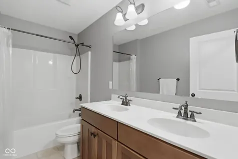 5122 Clemens Place Indianapolis IN 46239