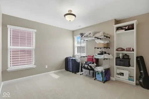 5122 Clemens Place Indianapolis IN 46239