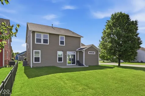 5122 Clemens Place Indianapolis IN 46239