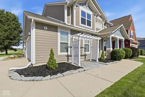 5122 Clemens Place Indianapolis IN 46239