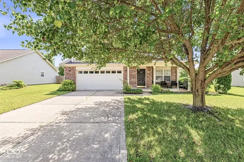 2459 Foxtail Drive Plainfield IN 46168