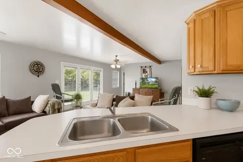 4023 Englewood Drive Indianapolis IN 46226