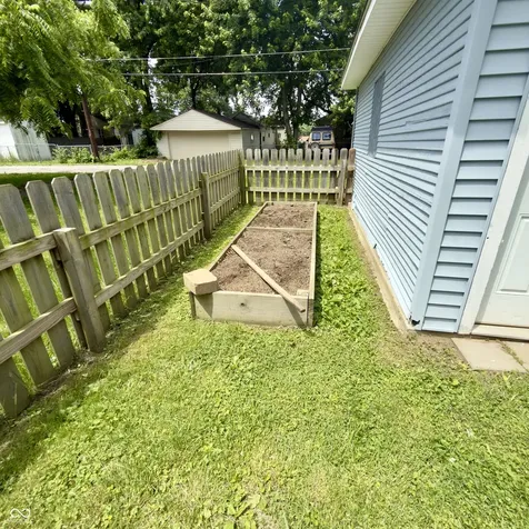 4350 Kingsley Drive Indianapolis IN 46205