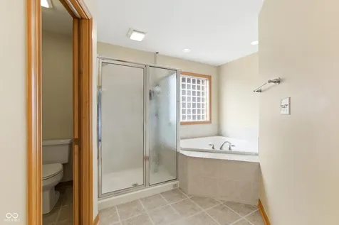 2937 Abbotsbury Court Greenwood IN 46143