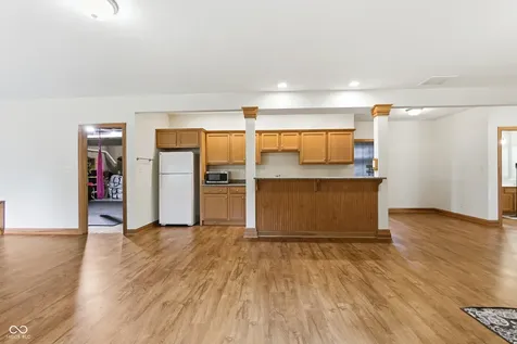2937 Abbotsbury Court Greenwood IN 46143