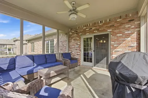 2937 Abbotsbury Court Greenwood IN 46143