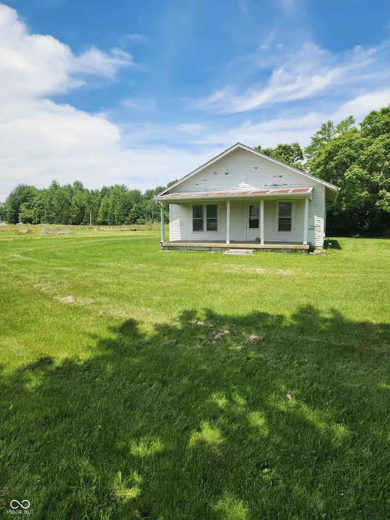 3894 W County Road 1100 S Westport IN 47283