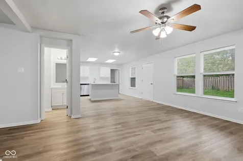 7512 Redcliff Road Indianapolis IN 46256