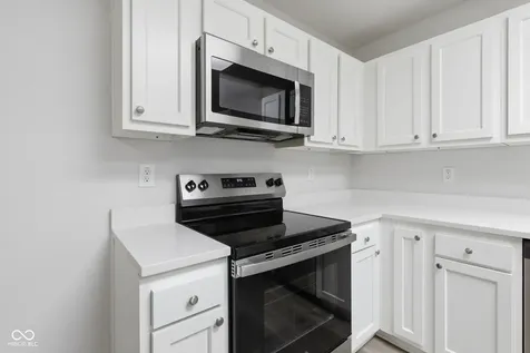 7512 Redcliff Road Indianapolis IN 46256